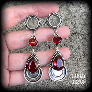 Garnet gauged earrings 