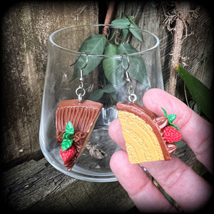 Chocolate cake earrings-Food jewelry