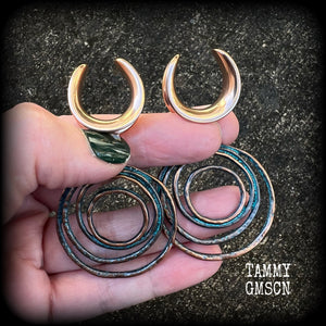 Sea hag ‘Vertigo’ spiral gauged earrings-Ocean rip