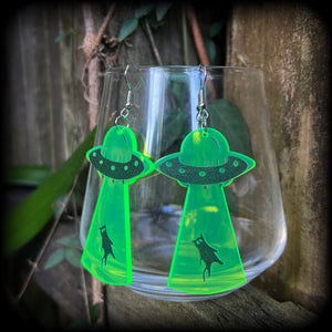 Alien abduction earrings 