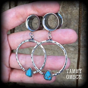 Gemstone tunnel dangles 