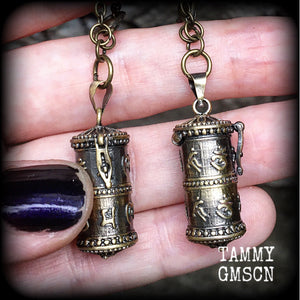 Tunnel dangles