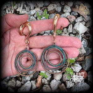 Sea hag ‘Vertigo’ spiral gauged earrings-Ocean rip