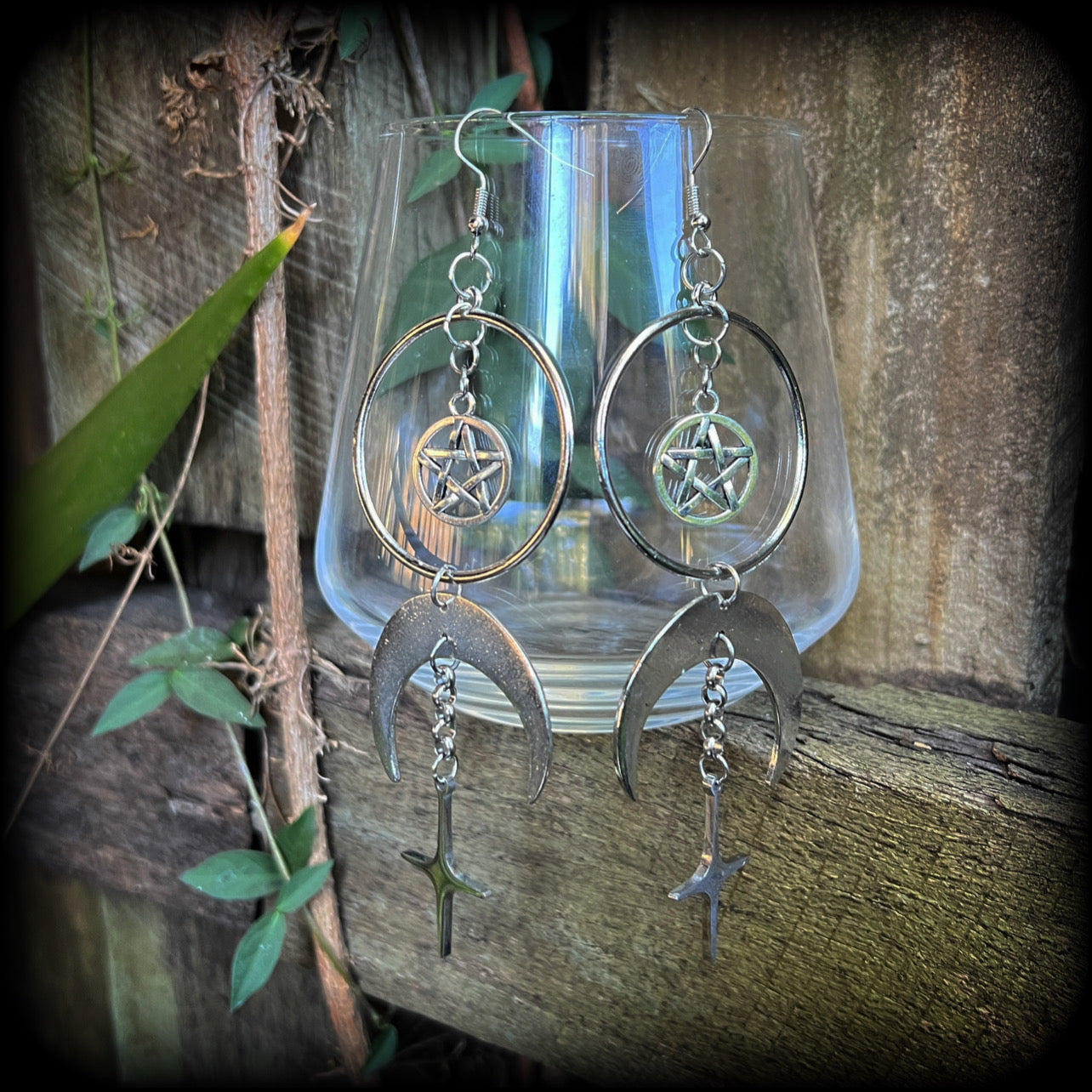 Crescent moon and pentagram earrings-MCM earrings