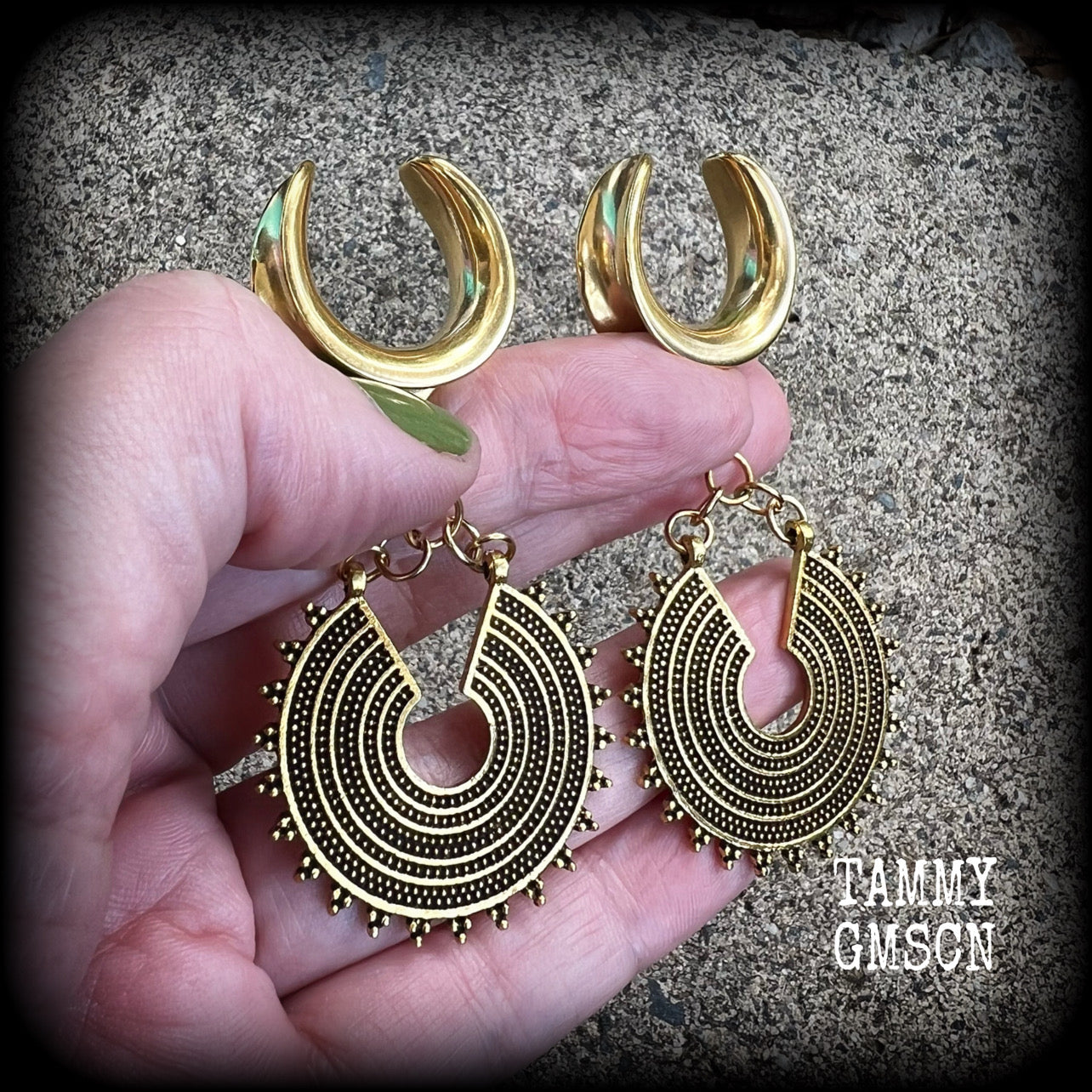 Goddess Ishtar Mandala ear hangers 3/4" ear weights Ear gauges Mandala gauged earrings Body jewelry Stretched lobes 6g 2g 0g 00g 1/2" 9/16" 5/8" 3/4" 7/8" 1" 1.10"1.18" Goddess body jewellery
