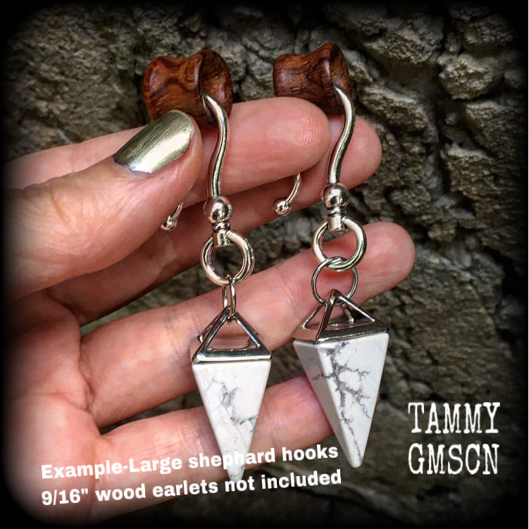 Gemstone tunnel dangles 