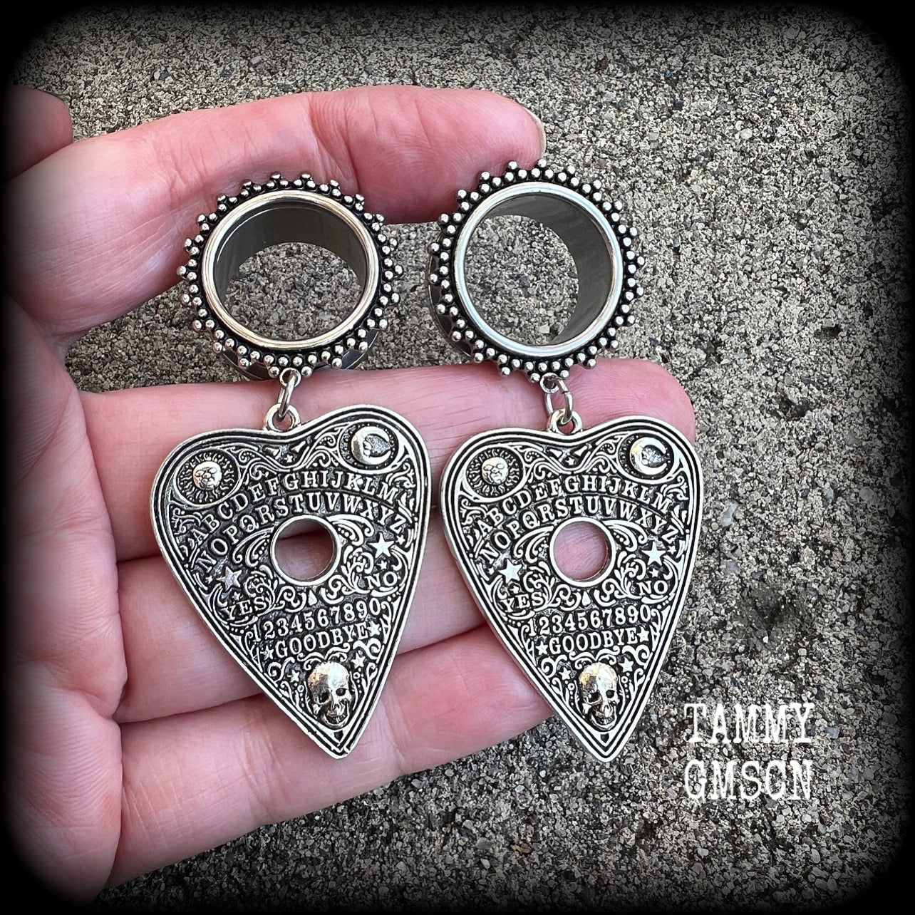 Ouija board jewelry Planchette earrings Spooky tunnel earrings Halloween gauged earrings 3/4" tunnel dangles 19mm tunnel earrings Body jewelry Stretched ears Gauged ears 6mm 8mm 10mm 12mm 14mm 16mm 19mm 22mm 25mm 28mm 30mm ear gauges Plug gauges 