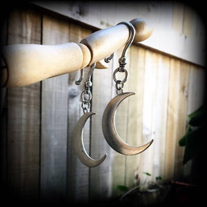 Crescent moon ear hangers