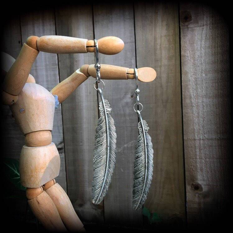 Feather earrings-Ear hangers