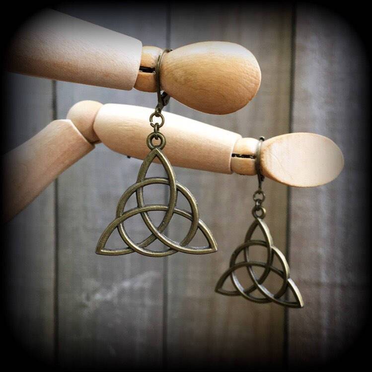 Triquetra earrings-Trinity Knot earrings