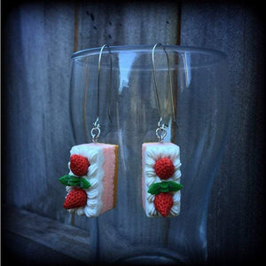 Cake earrings-Strawberry Short Cake