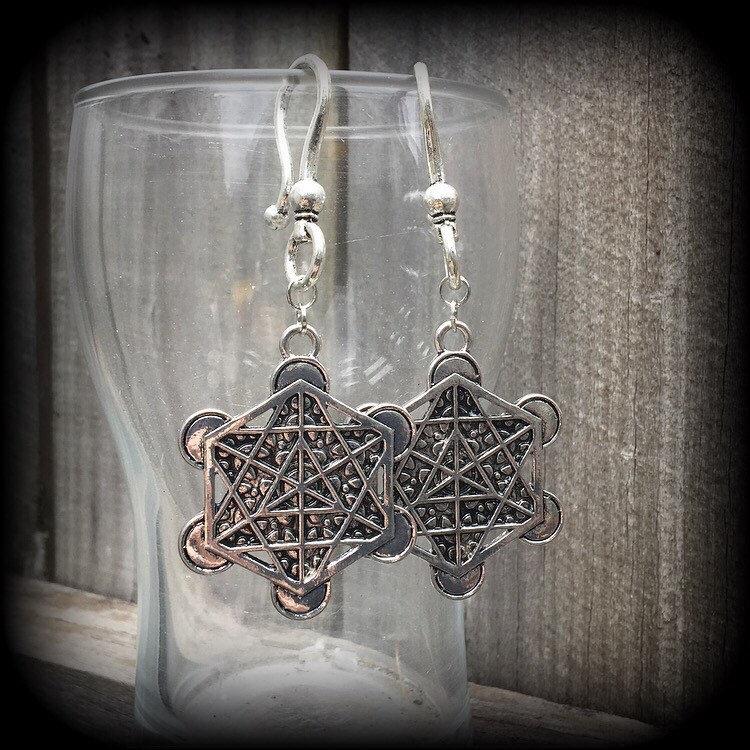 Metatrons cube earrings Geometric earrings Ear hangers 2 gauge ear weights Pierced ears Tunnel dangles Stretched lobes Body jewelry Gauges  Archangel Metatron Meditation tools healing Protection Cleansing spells