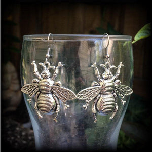 Silver bee earrings 