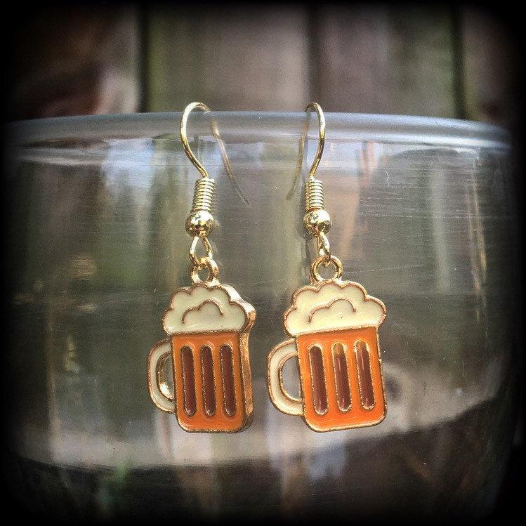 Beer mug earrings-Beer stein earrings