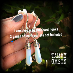 2 gauge ear hangers