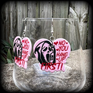 Horror punk earrings Telephone earrings Pink heart earrings Halloween earrings Retro earrings Bowie knife Pierced ears Ear gauges Horror punk jewelry Wednesday Fright night Horror movie Slasher movies Halloween jewelry Murder mystery Decomp