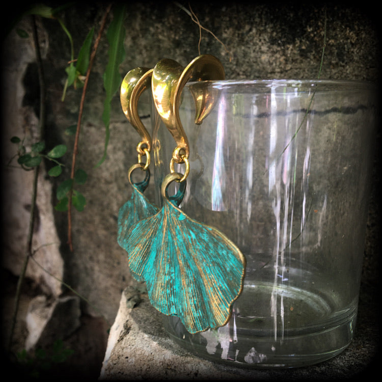 Ginkgo leaf earrings Ginkgo leaf ear weights Ear hangers Ear gauges Stretched ears Stretched lobes Gauged earrings Gauged ears Mossgoth Whimsigoth Cottagecore Forestpunk Goblincore Witchyvibes 4mm 6mm 8mm 10mm 12mm 14mm 16mm 19mm 22mm 25mm 28mm 30mm 