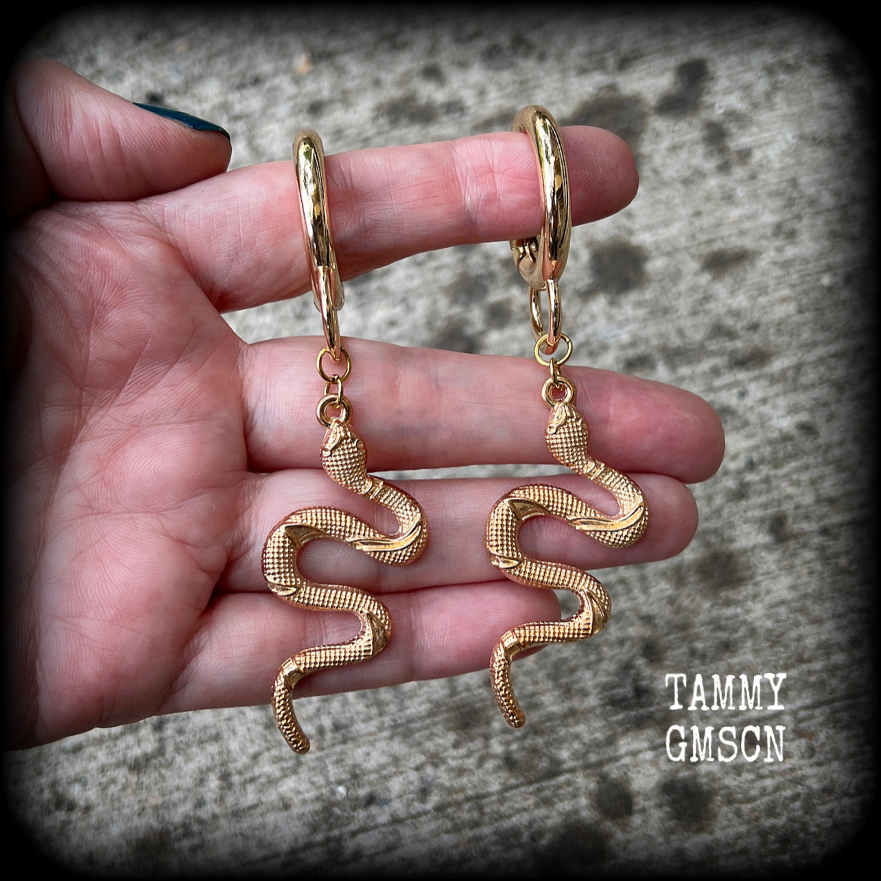 Snake tunnel hoops-Snake snap ring earrings