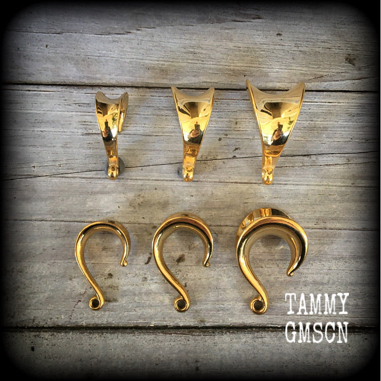 DIY Gold saddle hooks for stretched lobes