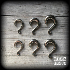 SINGLE-DIY half curl hook for stretched lobes-Silver