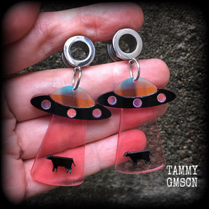 UFO tunnel earrings