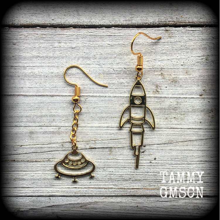 UFO earrings-Rocket earrings