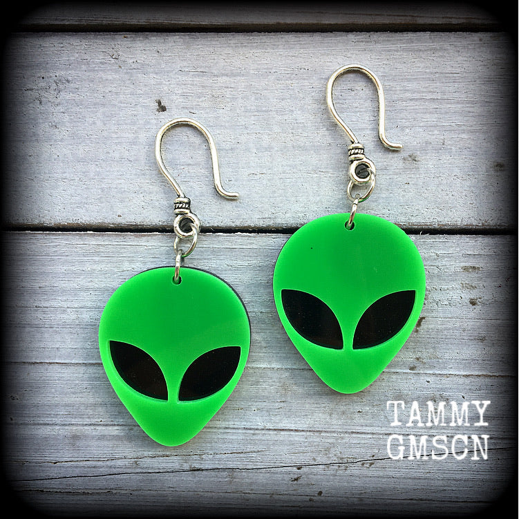 Alien earrings-Ear hangers