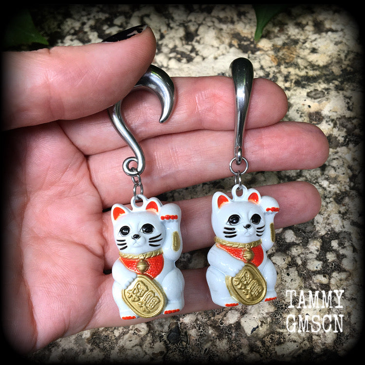 Maneki neko ear weights-Gauged earrings