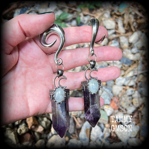 Amethyst jewelry Amethyst ear weights 00 gauge ear weights Ear gauges Amethyst gauged earrings Gemstone tunnel dangles Gemstone ear weights Ear hangers Witchy jewelry Stretched ears 4mm 6mm 8mm 10mm 12mm 14mm 16mm 19mm 22mm 25mm 28mm 30mm Gauges