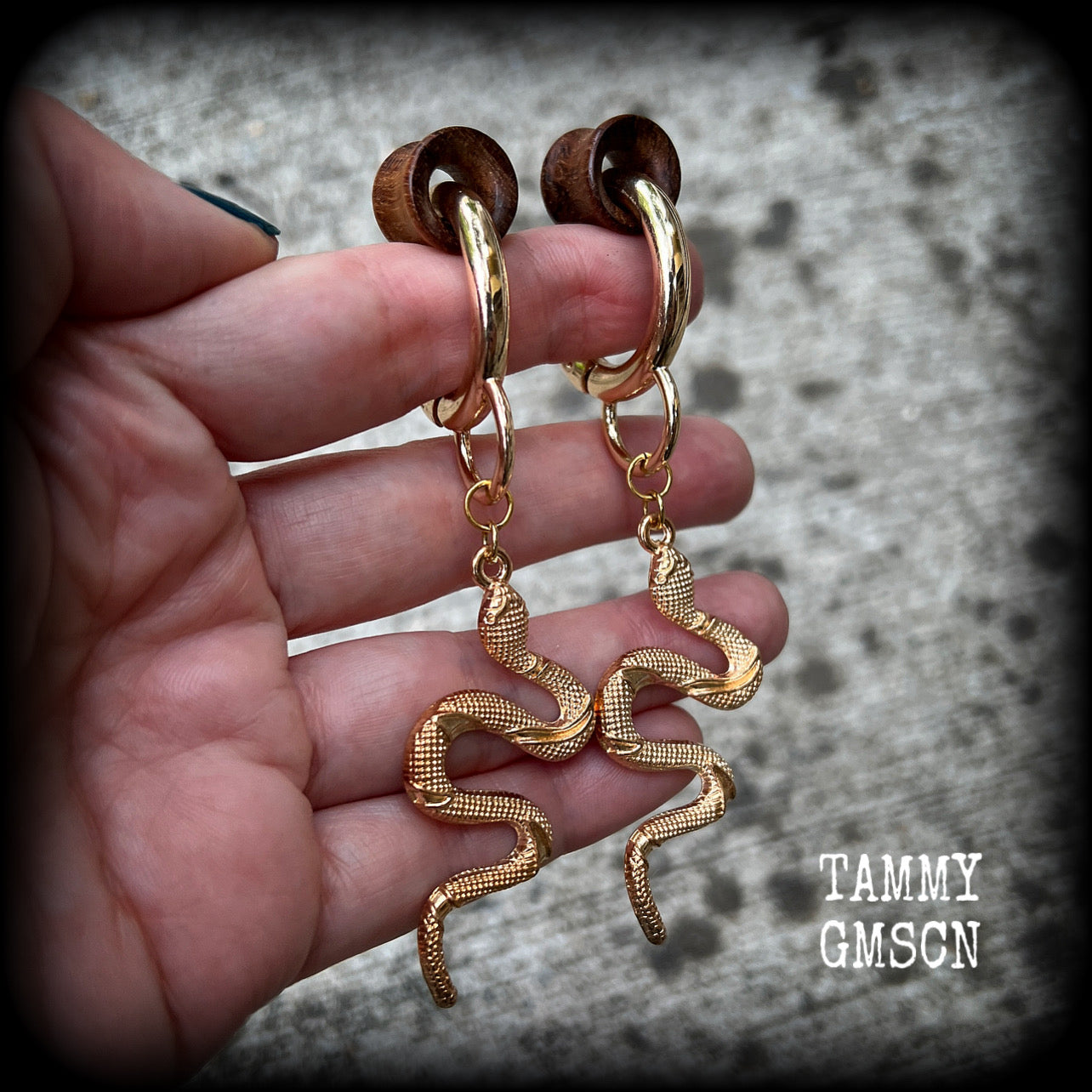 Snake tunnel hoops-Snake snap ring earrings