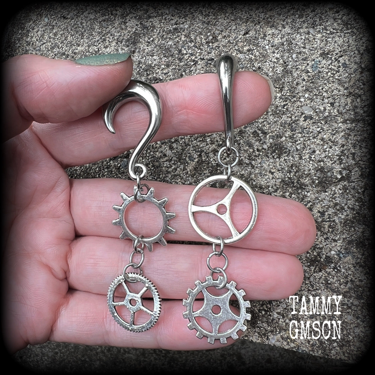 Cog earrings-Steampunk gauged earrings