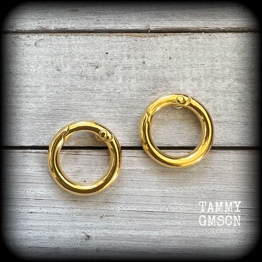 DIY snap rings for tunnel earrings