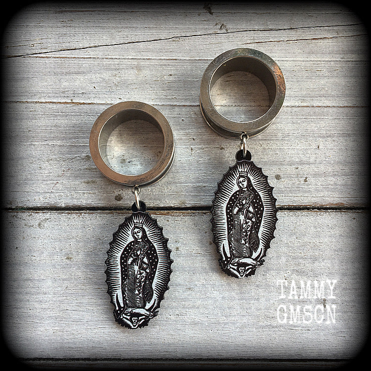 Lady of Guadalupe jewelry Lady of Guadalupe gauged earrings Sacred heart ear weights 16mm tunnels Ear hangers Body jewelry Religious jewelry Catholic jewellery Voodoo jewelry 4mm 6mm 8mm 10mm 12mm 14mm 16mm 19mm 22mm 25mm 28mm 30mm Stretched lobes Ear gauges Saints