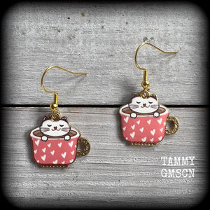 Teacup cat earrings 