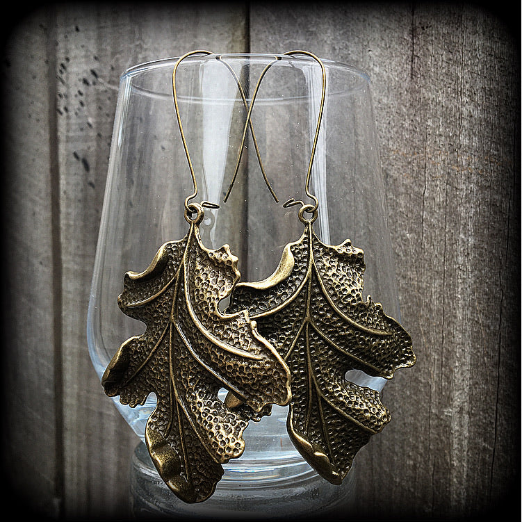 Oak leaf earrings Leaf earrings Autumn equinox Cernunnos earrings Green man earrings Maple leaf earrings Leaf jewelry Cottagecore earrings 