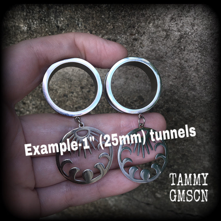 Moon phase tunnel earrings