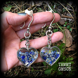 Lapis lazuli gemstone heart earrings-Ear hangers