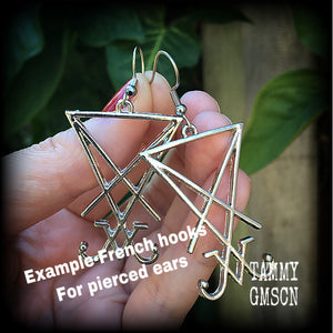 Sigil jewelry Sigil jewellery Sigil of Lucifer earrings Sigil of Lucifer jewellery Ritual jewelry Ritual tools Occult jewelry Occult tools Satanic jewelry Satanic accessories Luciferian Satanic Dark art Dark magick Black magick Demons Demonology 