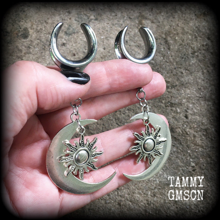 Sun and moon gauged earrings