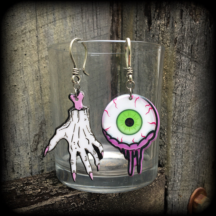 Eyeball and severed hand earrings-Zombie earrings