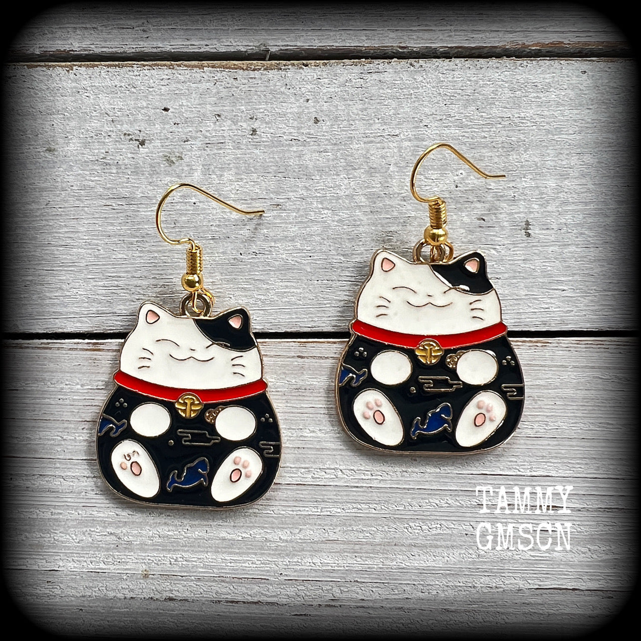 Maneki Neko earrings-Japanese cat earrings