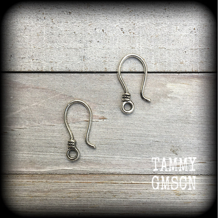DIY hooks for 8 gauge 3mm tunnel earrings – TammyGMSCN