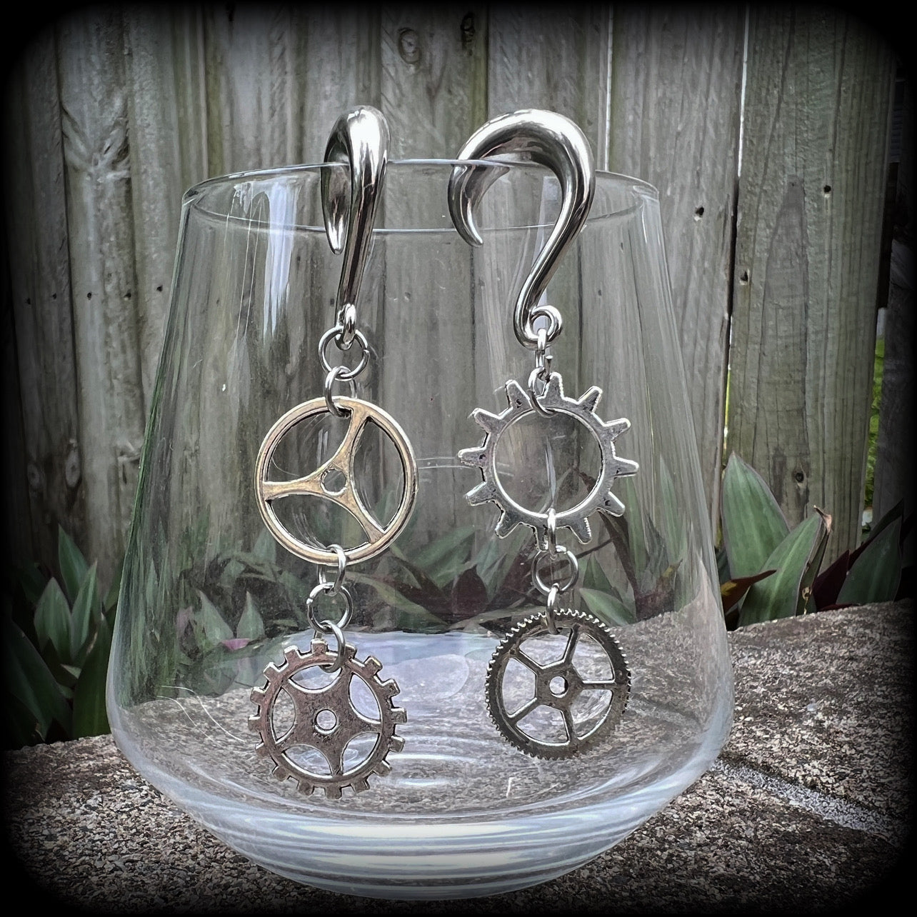 Cog earrings-Steampunk gauged earrings