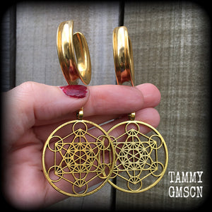 Metatrons cube gauged earrings-Geometric gauges