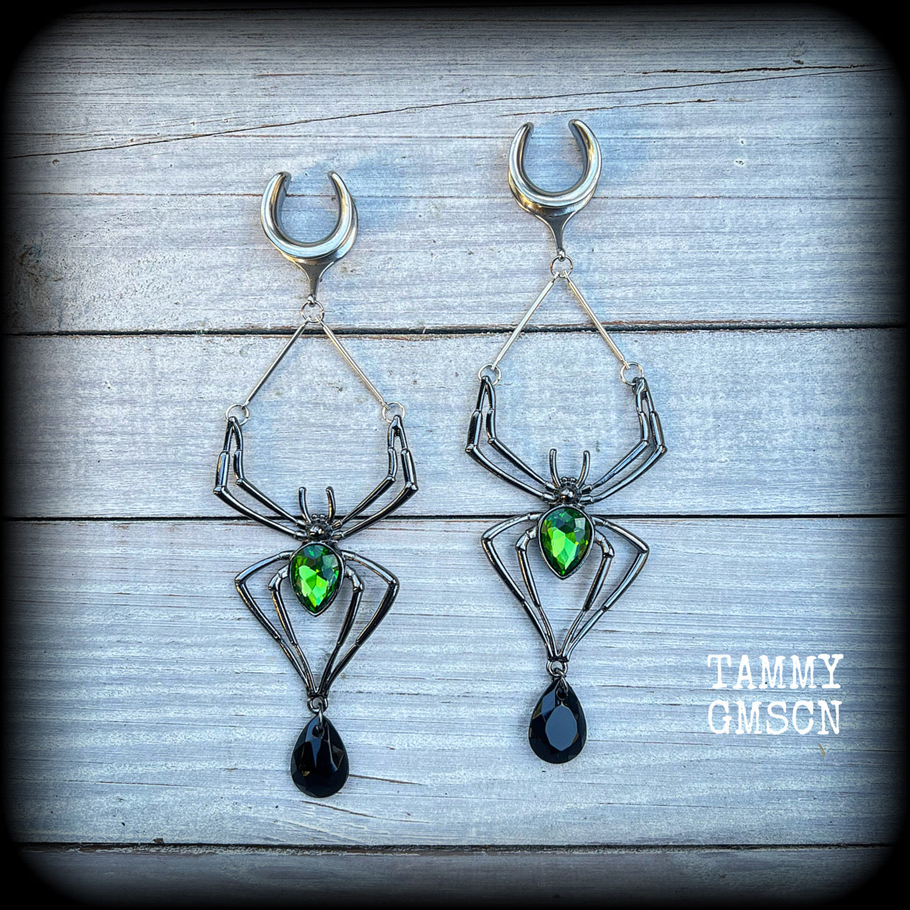 Oversized spider earrings-Insect gauged earrings