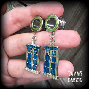 Tardis tunnel dangles