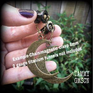 Moon phase tunnel earrings 