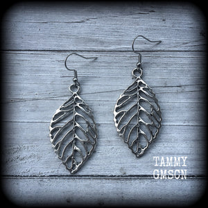 These beautiful earrings feature an antique silver skeleton leaf, measuring just on 7cms from tip to tip, and weighing approx 6 grams each.
This pair have been made on stainless steel french hooks, suitable for pierced ears.