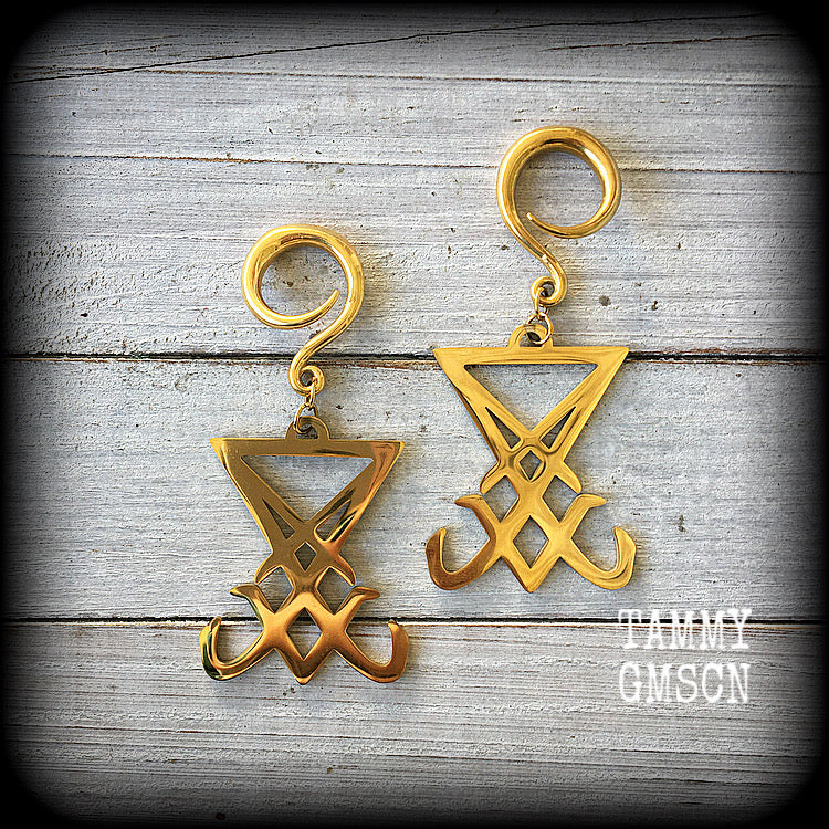 Sigil of Lucifer gauged earrings Satanic earrings Evil jewelry Occult ear weights Ear hangers Ear gauges 6 gauge ear weights Church of Satan Body jewelry Stretched ears Lobes Occult jewelry 4mm 6mm 8mm 10mm 12mm 14mm 16mm 19mm 22mm 25mm 28mm 30mm 