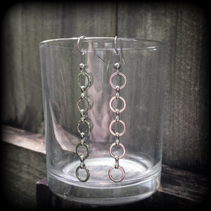 Silver circle earrings-Geometric earrings